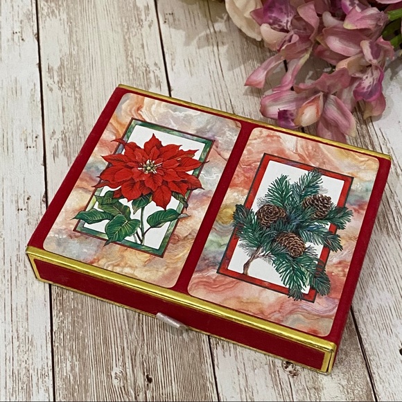 Congress Poinsettia Pine Cones Playing Cards - Picture 2 of 8